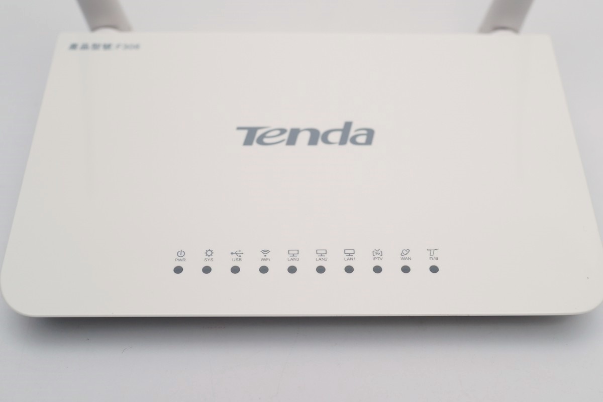 [XF] 平價易用 多功能迅雷下載機 Tenda F306 無線網路分享器評測